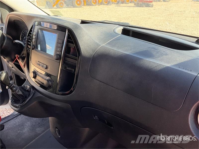 Mercedes-Benz Vito 110 CDI 廂式貨物運輸車
