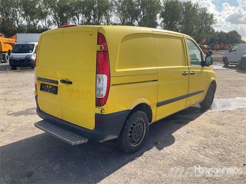 Mercedes-Benz Vito 111CDI Cargo Van Lieferwagen