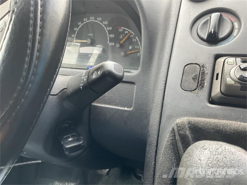 Mercedes-Benz Vito 112 CDI Cargo Van Панельні фургони