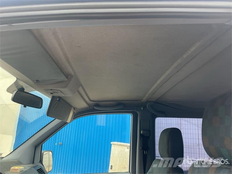 Mercedes-Benz Vito 112 CDI Cargo Van Панельні фургони