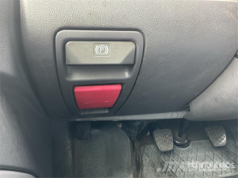 Mercedes-Benz Vito 112 CDI Cargo Van Панельні фургони