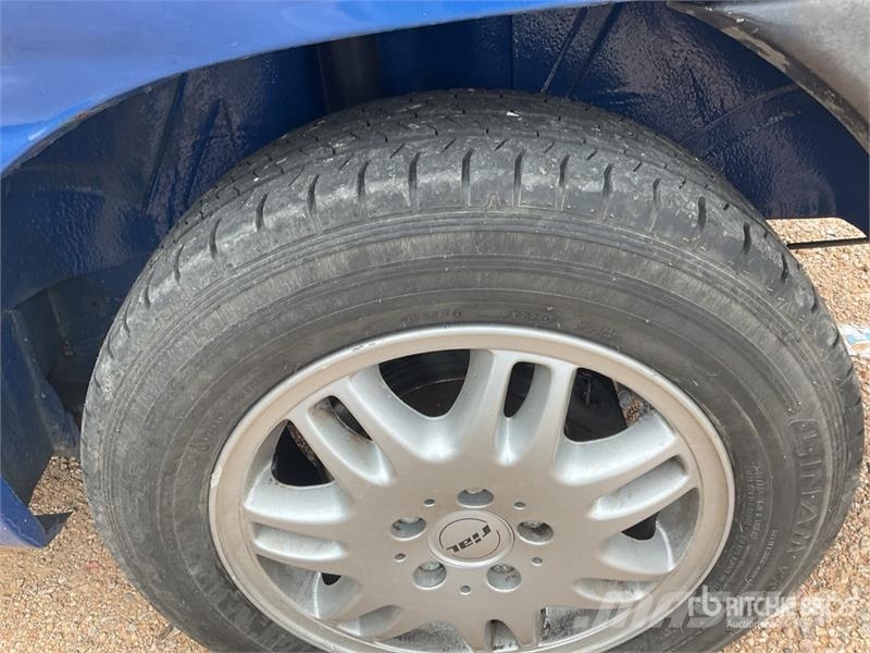 Mercedes-Benz Vito 112 CDI Cargo Van Панельні фургони