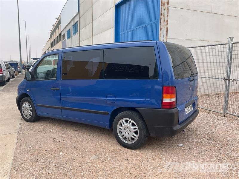 Mercedes-Benz Vito 112 CDI Cargo Van Панельні фургони
