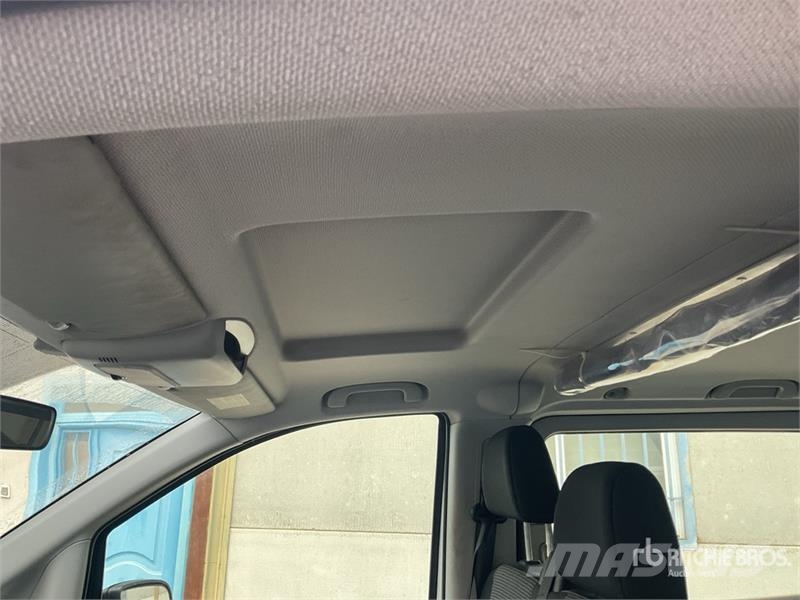 Mercedes-Benz Vito Cargo Van Panel vans