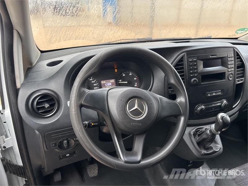 Mercedes-Benz Vito Cargo Van Panel vans