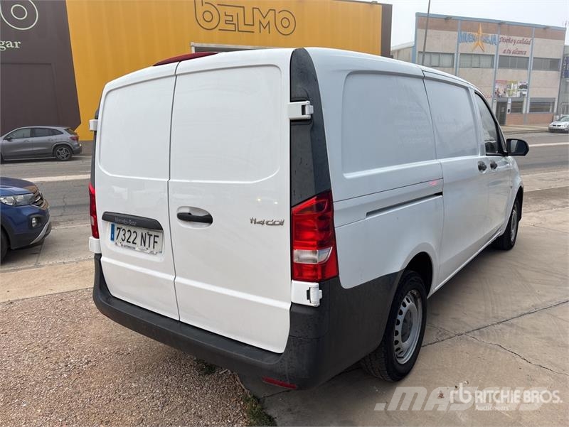 Mercedes-Benz Vito Cargo Van Panel vans