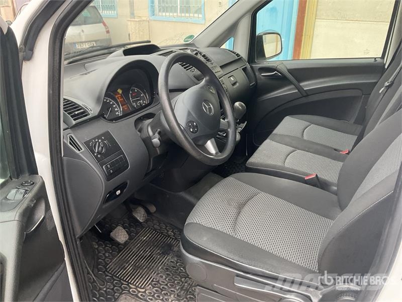 Mercedes-Benz Vito Cargo Van Panel vans