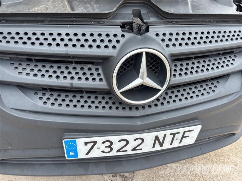 Mercedes-Benz Vito Cargo Van Panel vans