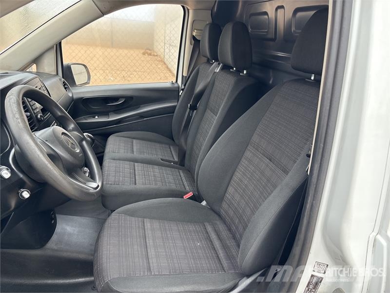 Mercedes-Benz Vito Cargo Van Panel vans