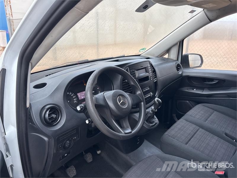 Mercedes-Benz Vito Cargo Van Panel vans