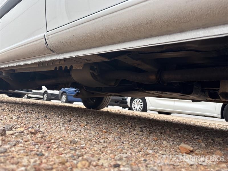 Mercedes-Benz Vito Passenger Van Панельні фургони