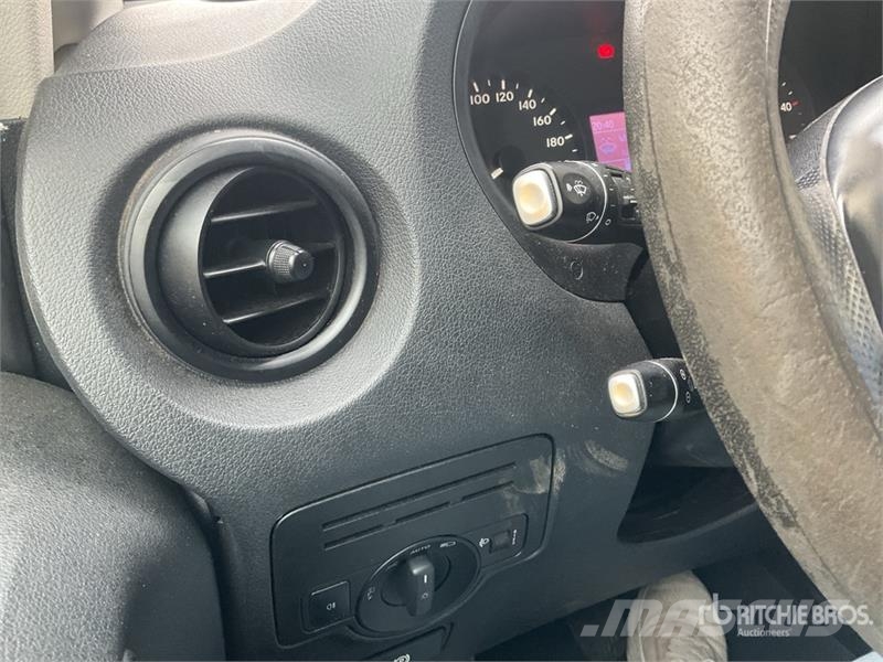 Mercedes-Benz Vito Tourer Cargo Van Panel vans