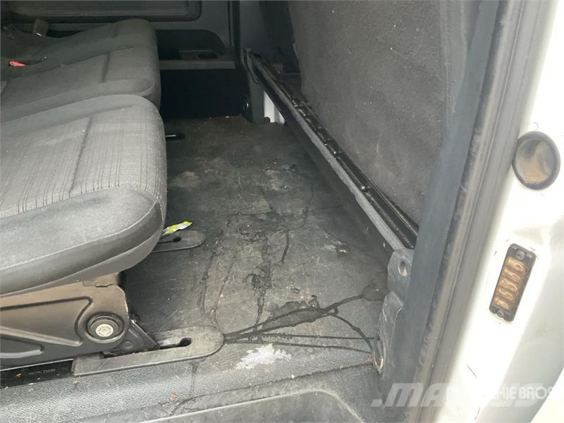 Mercedes-Benz Vito Tourer Cargo Van Panel vans