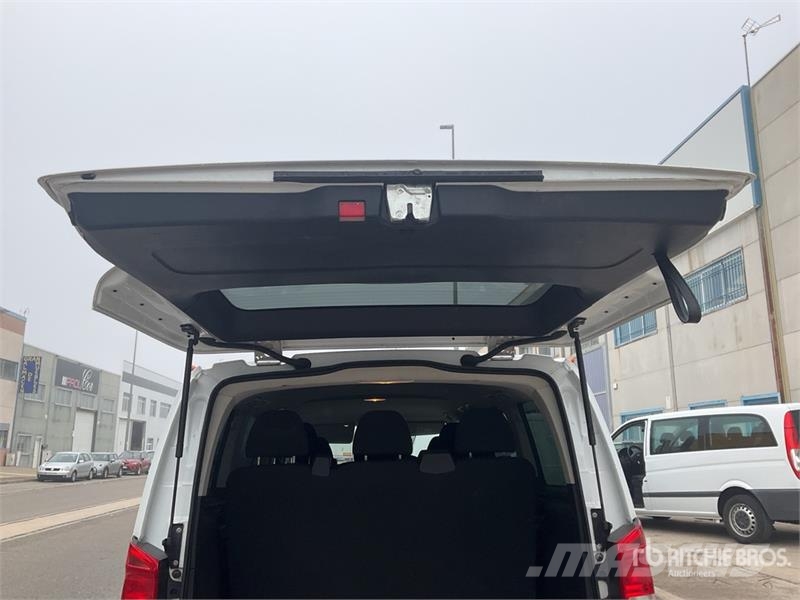 Mercedes-Benz Vito Tourer Cargo Van Panel vans
