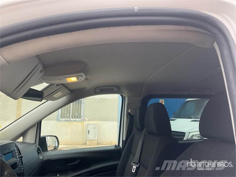 Mercedes-Benz Vito Tourer Cargo Van Panel vans