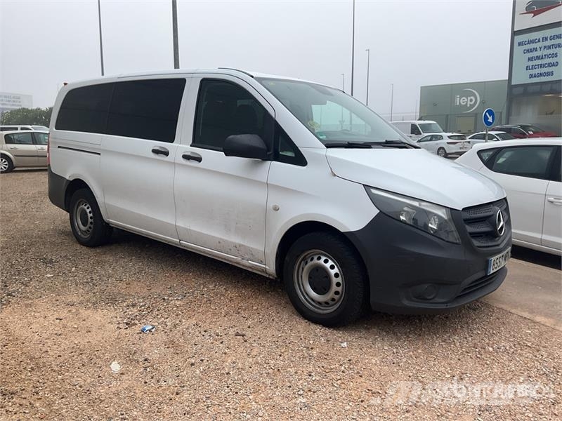 Mercedes-Benz Vito Tourer Cargo Van Panel vans