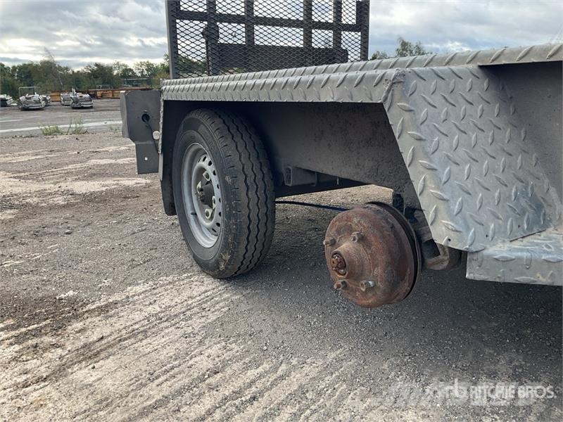  Meredith &Eyre Equipment Trailer 2700 kg 2.47 m T/ Autotreilerid