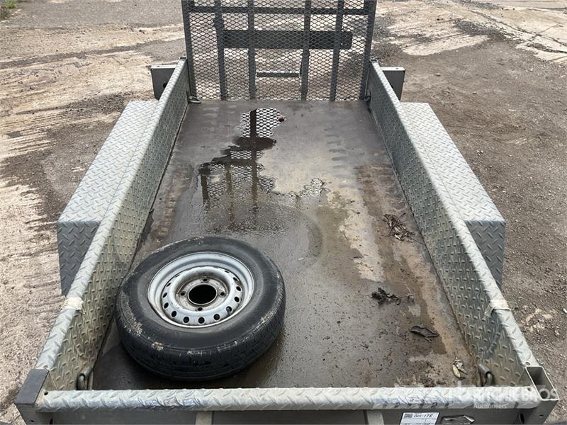  Meredith &Eyre Equipment Trailer 2700 kg 2.47 m T/ Autotreilerid