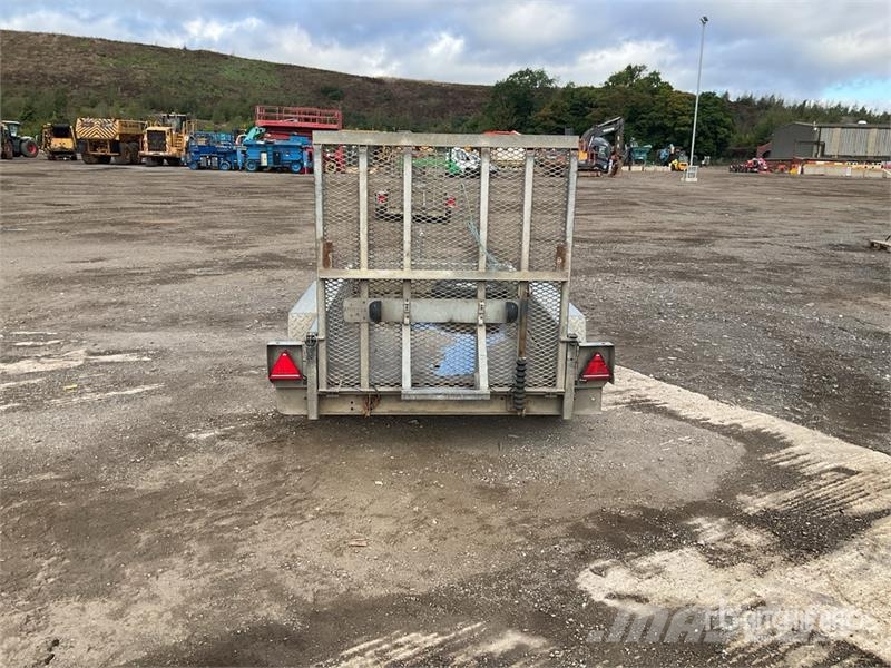  Meredith &Eyre Equipment Trailer 2700 kg 2.47 m T/ Autotreilerid