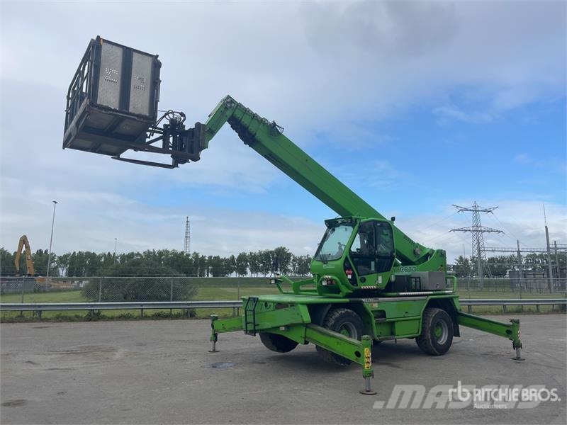 Merlo 40.30 Telehandler مناولات متداخلة