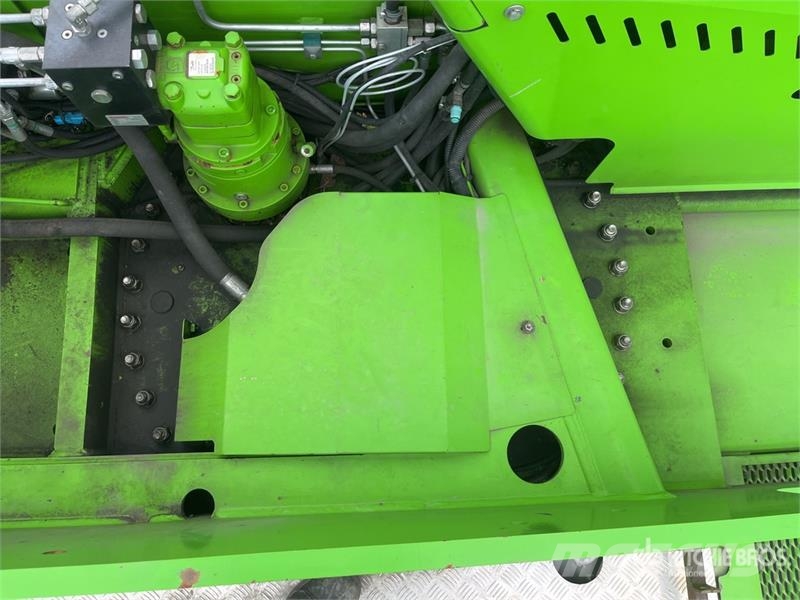 Merlo 40.30 Telehandler مناولات متداخلة