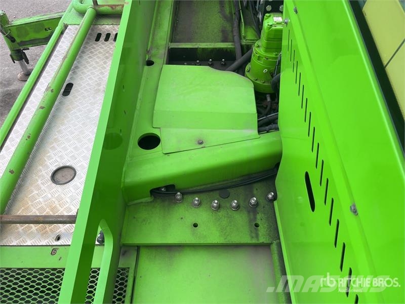 Merlo 40.30 Telehandler مناولات متداخلة