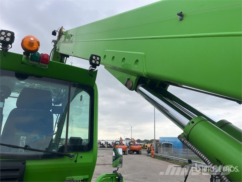 Merlo 40.30 Telehandler مناولات متداخلة