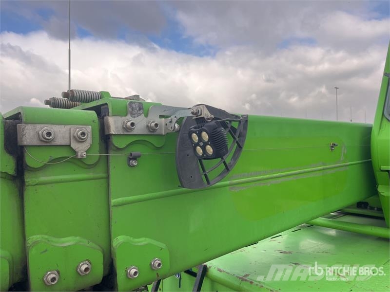 Merlo 40.30 Telehandler مناولات متداخلة