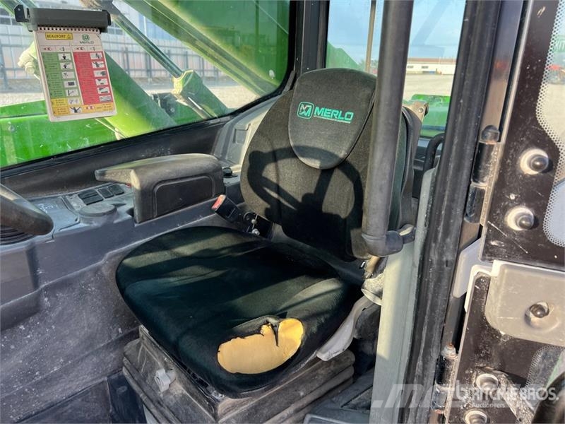 Merlo P27.6 Telehandler مناولات متداخلة