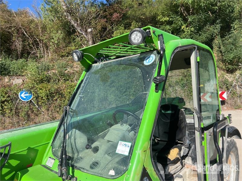Merlo P28.8 PLUS Chariot Telescopique Telehandler テレスコーピックハンドラー
