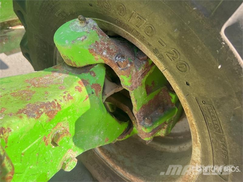 Merlo P28.8 PLUS Chariot Telescopique Telehandler テレスコーピックハンドラー