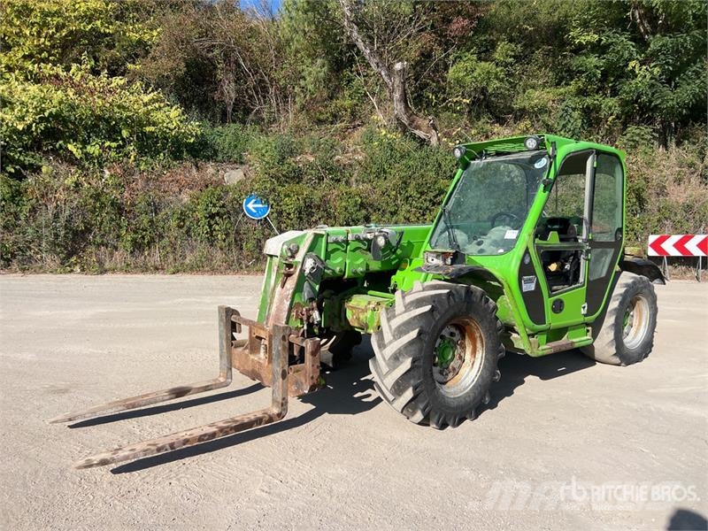 Merlo P28.8 PLUS Chariot Telescopique Telehandler テレスコーピックハンドラー