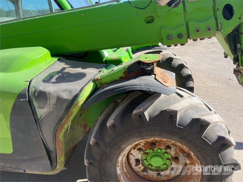 Merlo P28.8 PLUS Chariot Telescopique Telehandler テレスコーピックハンドラー