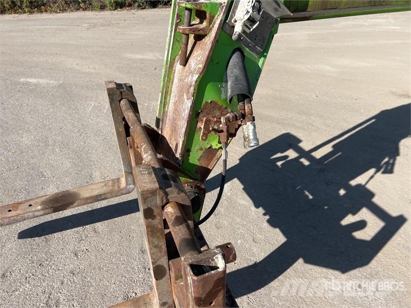 Merlo P28.8 PLUS Chariot Telescopique Telehandler テレスコーピックハンドラー