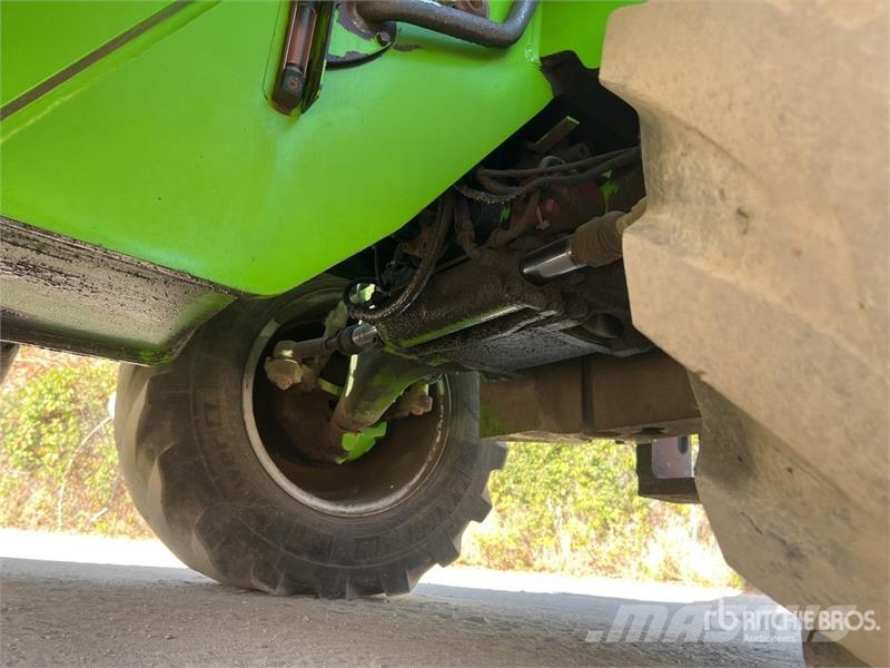 Merlo P28.8 PLUS Chariot Telescopique Telehandler テレスコーピックハンドラー
