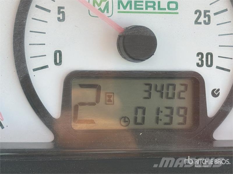 Merlo P40.16 مناولات متداخلة