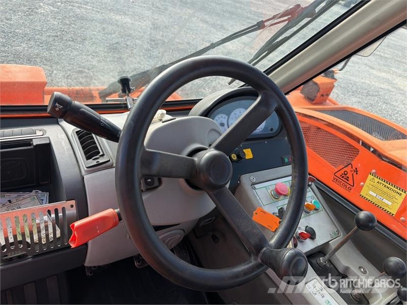 Merlo P40.16 مناولات متداخلة