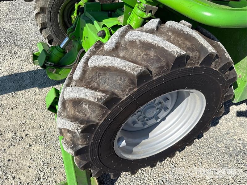 Merlo P40.17 مناولات متداخلة