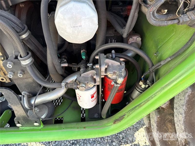 Merlo P40.17 مناولات متداخلة