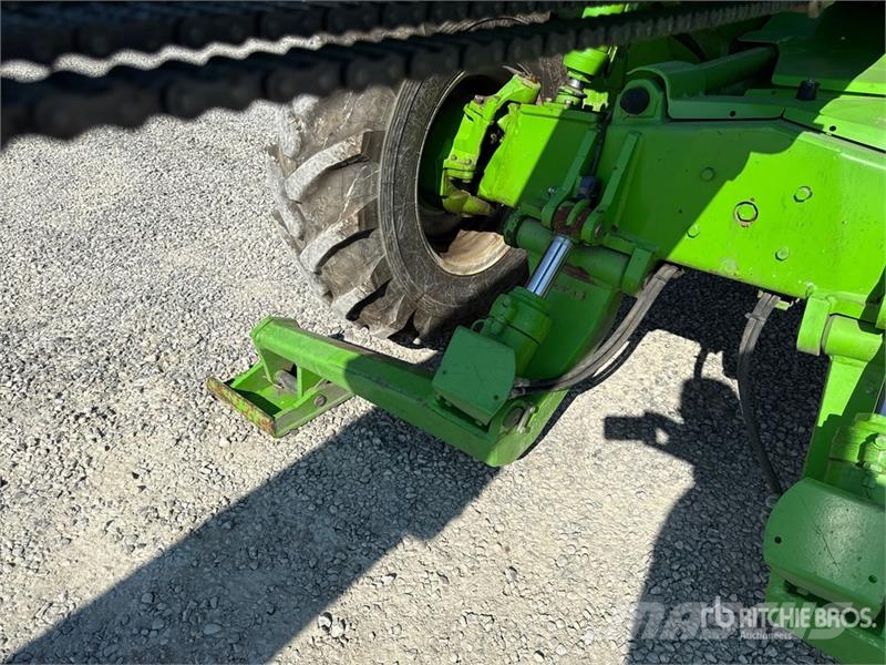 Merlo P40.17 مناولات متداخلة