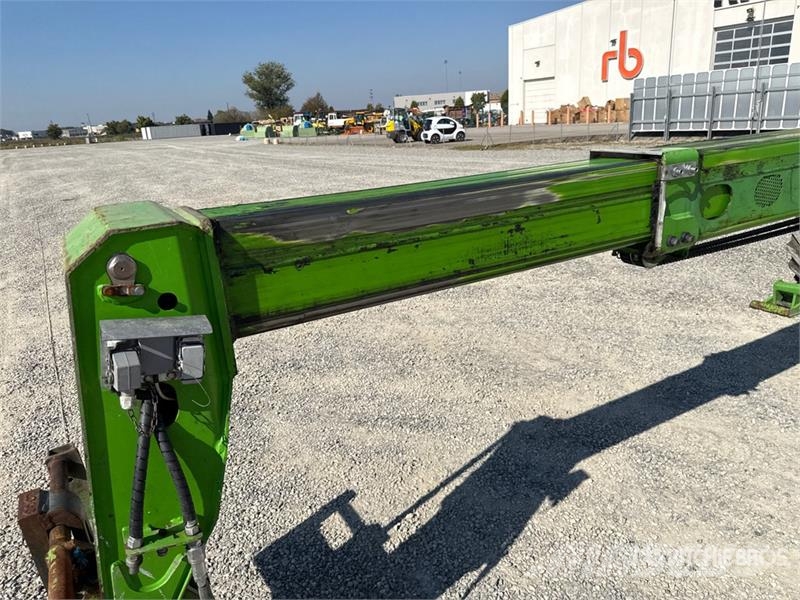 Merlo P40.17 مناولات متداخلة