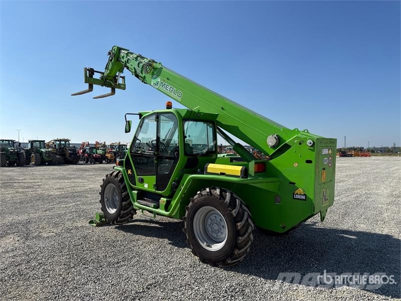 Merlo P40.17 مناولات متداخلة