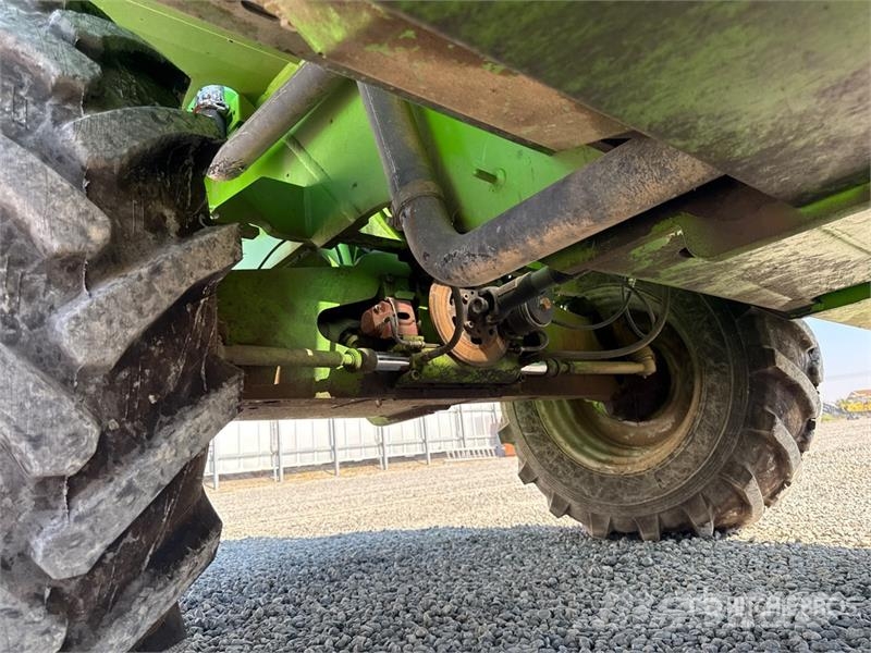Merlo P40.17 مناولات متداخلة