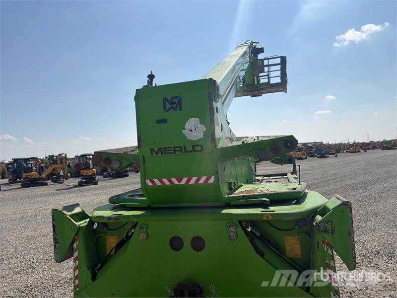 Merlo ROTO 30.16 Teleszkópos rakodók