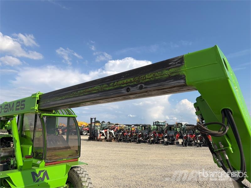 Merlo SM25P Telehandler Manipuladores telescópicos