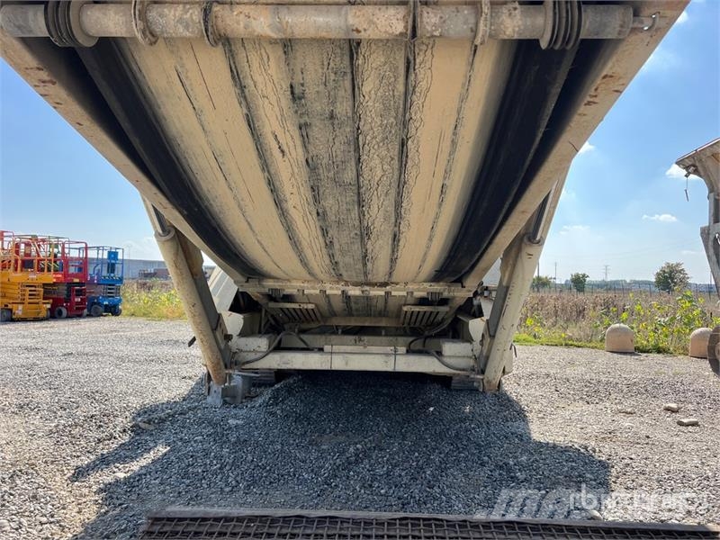 Metso Lokotrack ST352 غرابيل