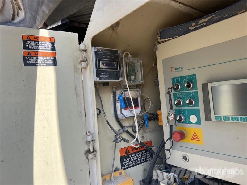 Metso Lokotrack ST352 غرابيل