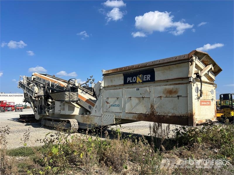 Metso Lokotrack ST352 غرابيل