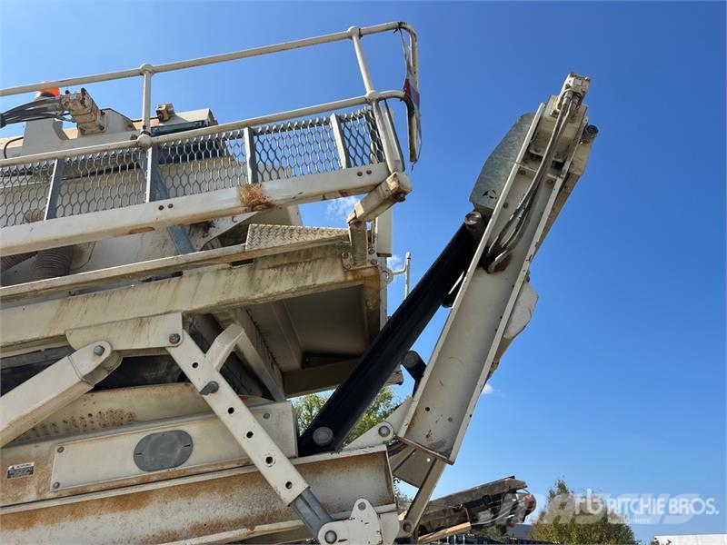 Metso Lokotrack ST352 غرابيل