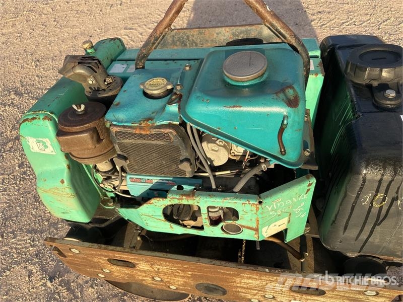Mikasa MRH601DS Compacteur Double Drum Roller مداحل ثنائية الاسطوانة